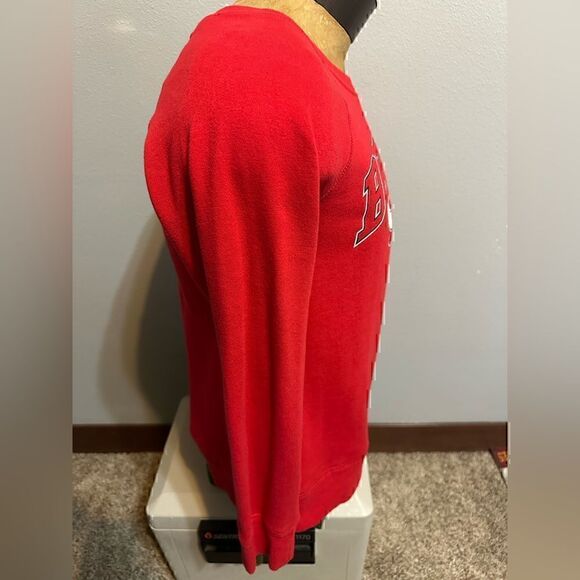 NBA Chicago Bulls Men’s Small Red Sweatshirt - Picture 4 of 5